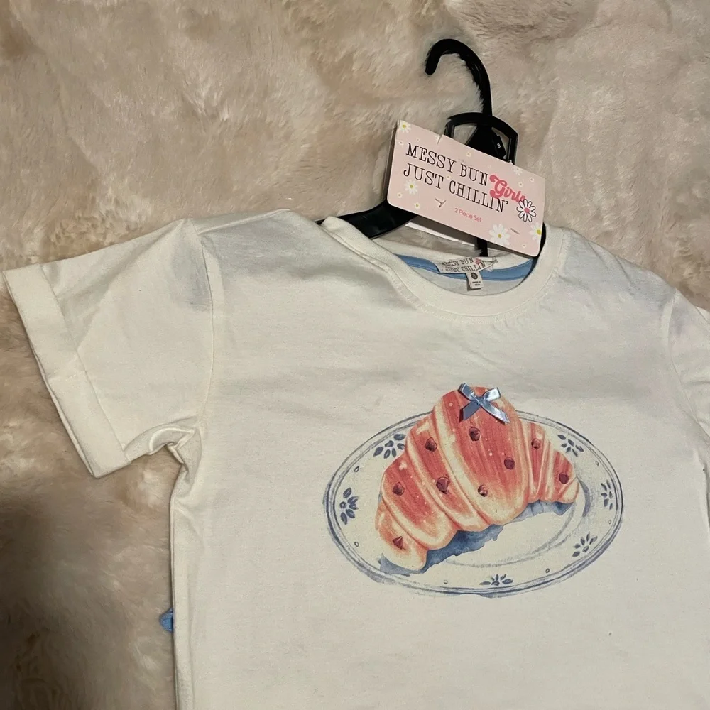 Just Chillin' Kids Cream Graphic Tee